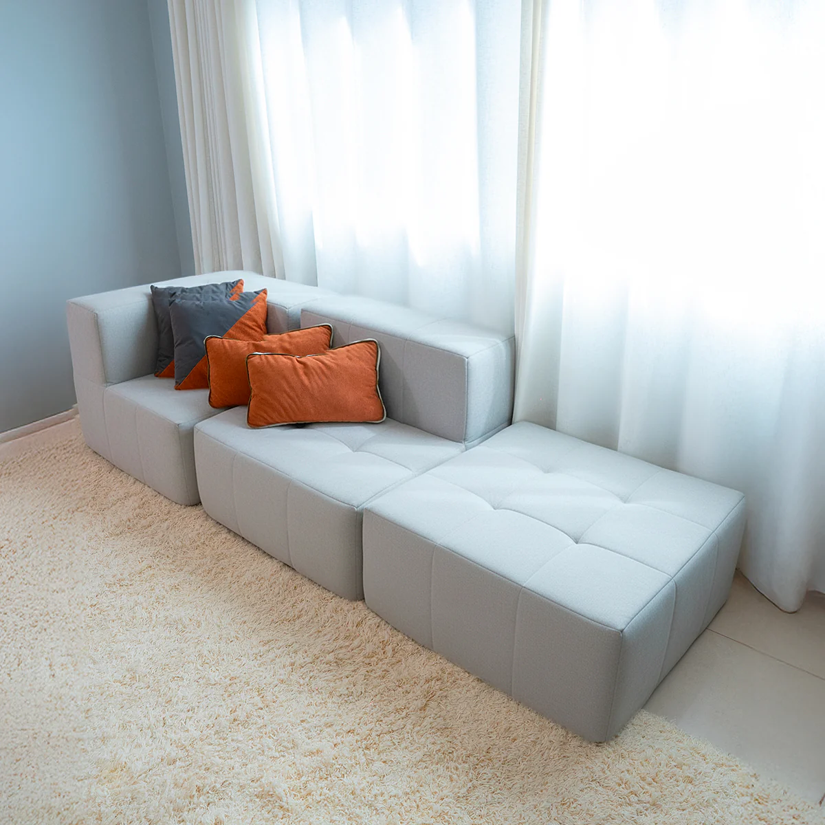 Sofá Modular Boucle Cinza - 2 Lugares - 1 Canto com Apoio de Pé - Image 5