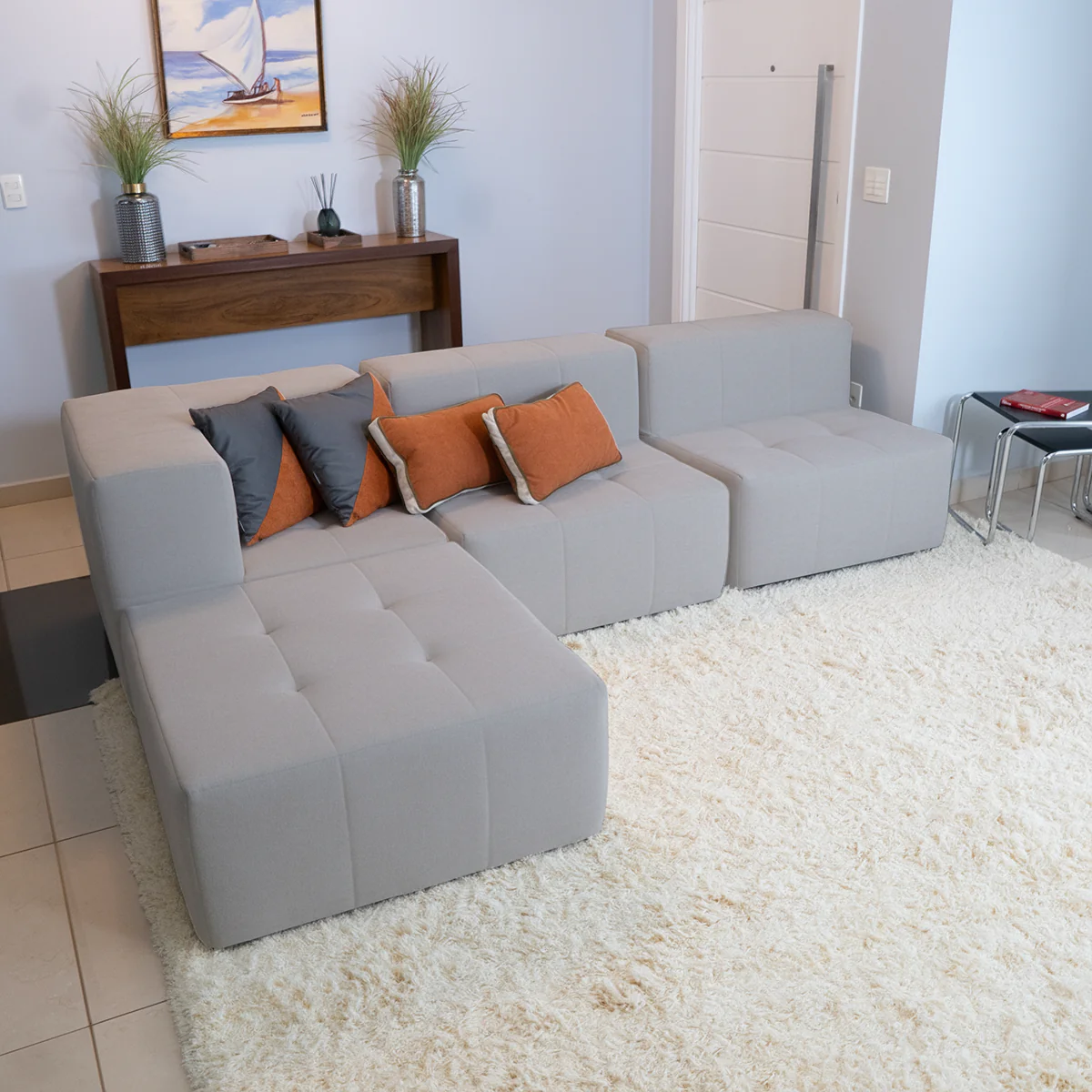 Sofá Modular Boucle Cinza - 3 Lugares - 1 Canto com Apoio de Pé - Image 4