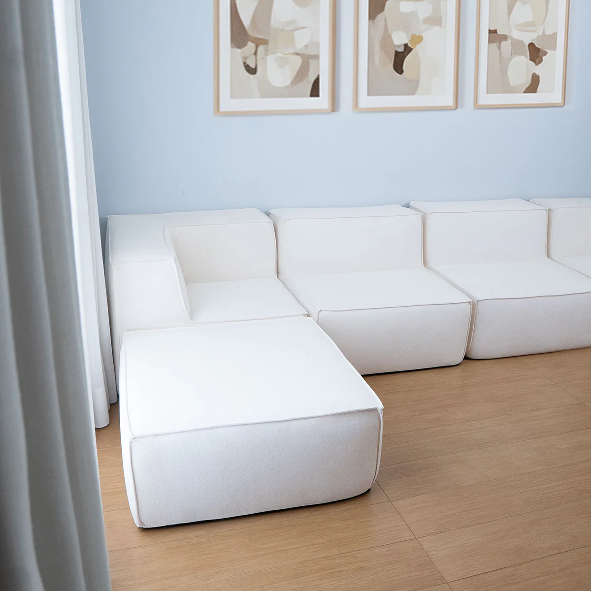 Sofá Modular Flow Boucle Bege - 4 Lugares - 1 Canto com Apoio de Pé - Image 5